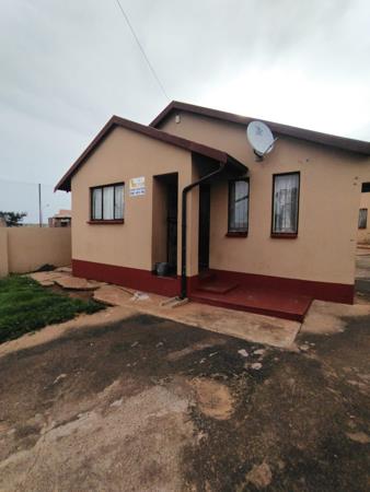 2 Bedroom House