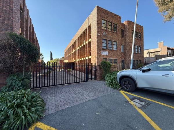 230 m² Commercial space