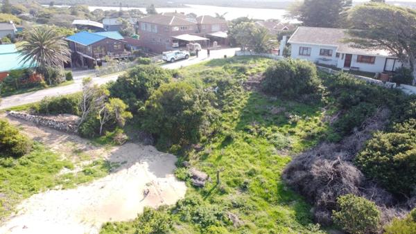 794 m² Land