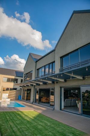 5 Bedroom House
