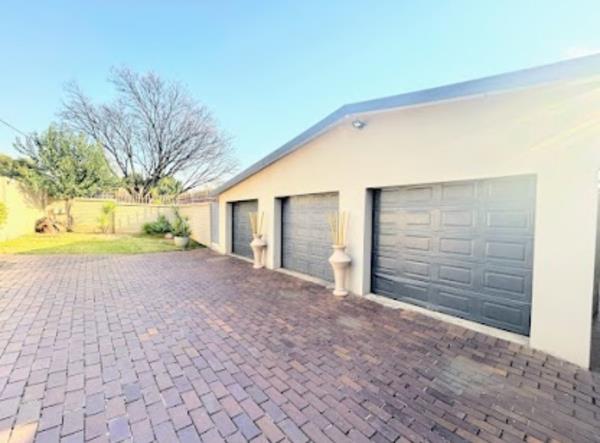 4 Bedroom House