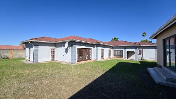 6 Bedroom House