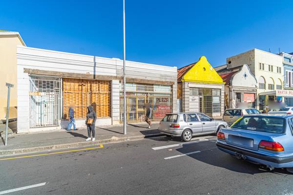 605  m² Commercial space