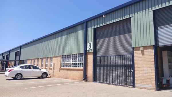 555  m² Commercial space