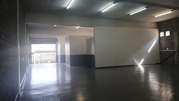 252  m² Commercial space