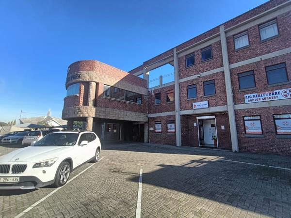 130  m² Commercial space