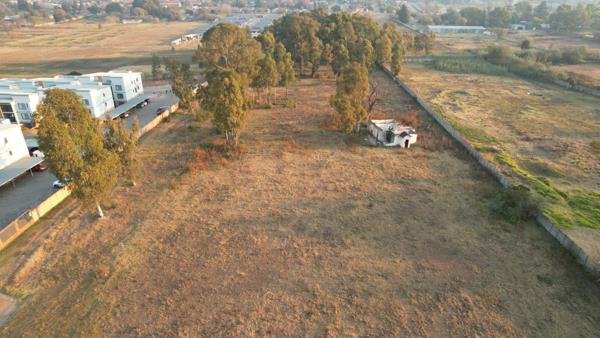 1.7 ha Land