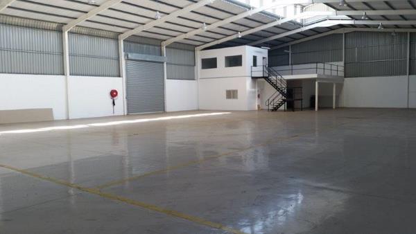 1 060  m² Industrial space