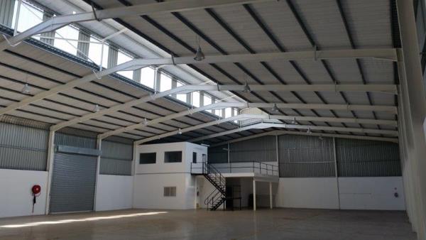 1 060 m² Industrial space