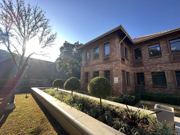 154  m² Commercial space