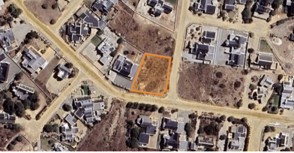 1 196 m² Land