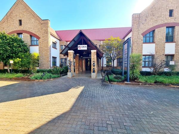 1 765  m² Commercial space