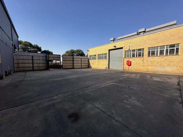516  m² Industrial space