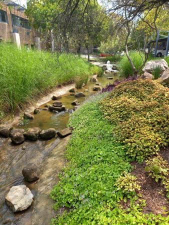 483.3  m² Commercial space