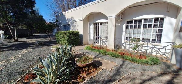 12 Bedroom, Bed and Breakfast