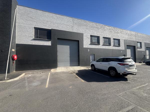 235  m² Industrial space