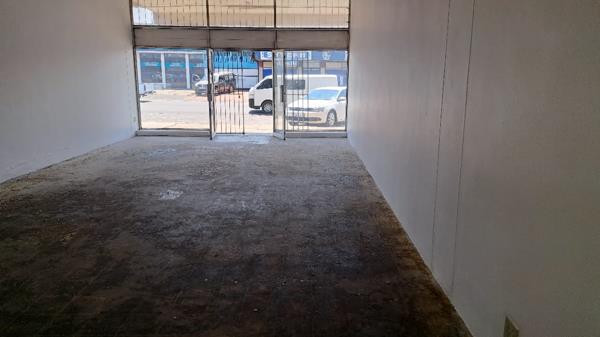 125  m² Retail Space