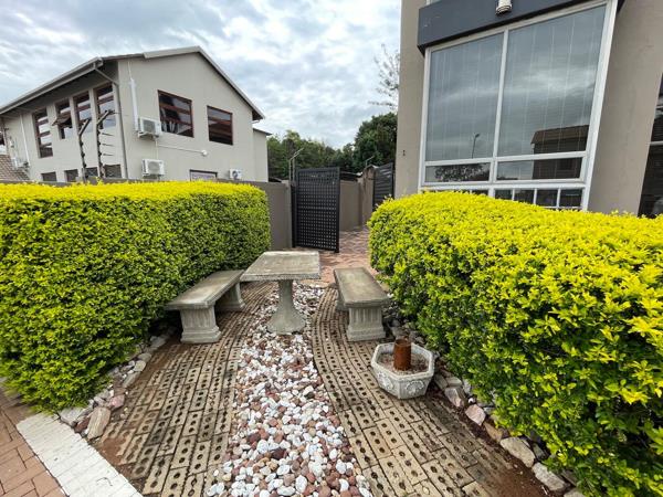 120  m² Commercial space