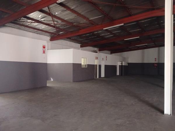 741  m² Industrial space