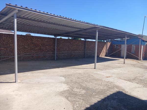 741  m² Industrial space