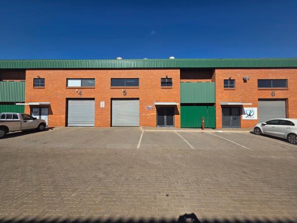 220  m² Commercial space