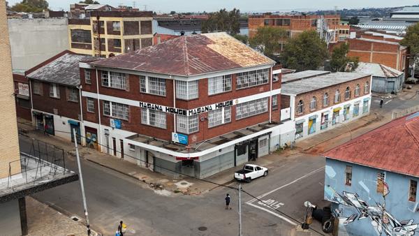 2 783  m² Commercial space