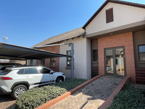 145  m² Commercial space