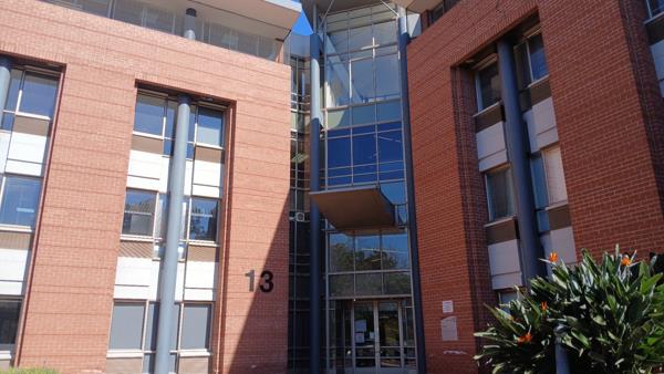 317  m² Commercial space