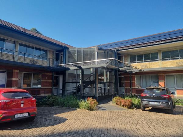 90  m² Commercial space