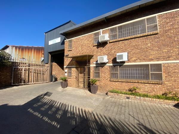 1 052  m² Industrial space