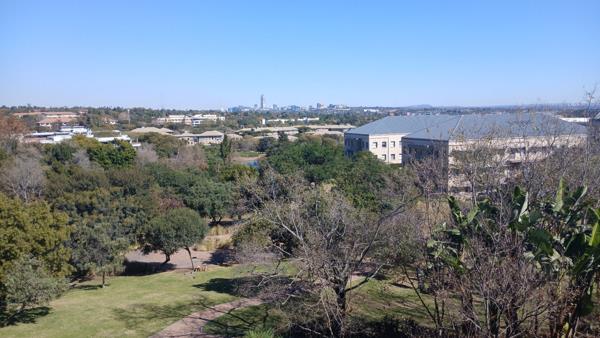 364  m² Commercial space