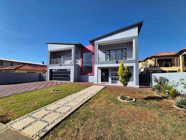 5 Bedroom House