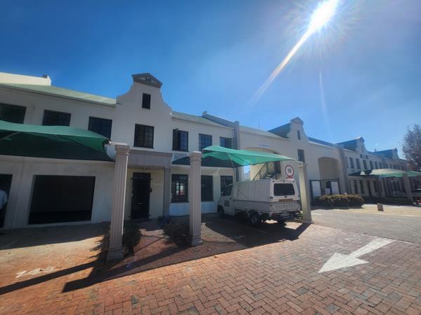 150  m² Commercial space