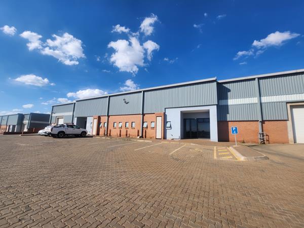 1 315  m² Commercial space