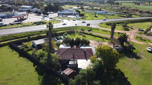 207  m² Commercial space