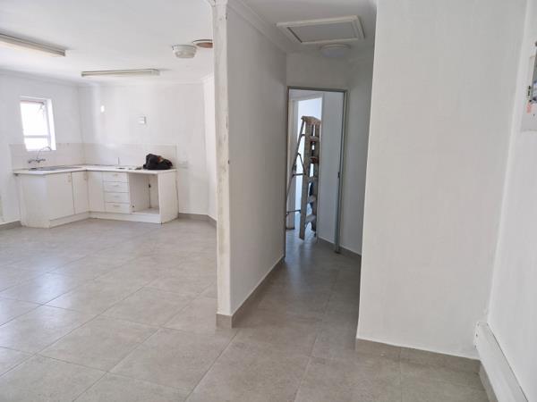 95  m² Commercial space