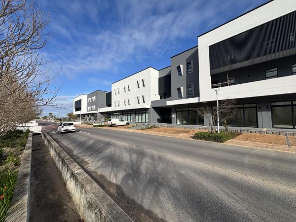 98  m² Commercial space