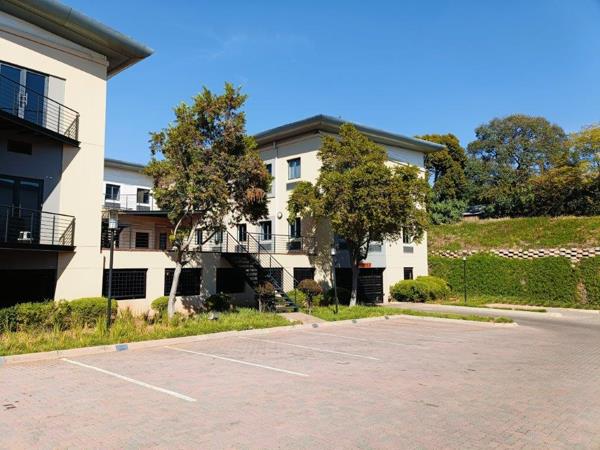 197  m² Commercial space