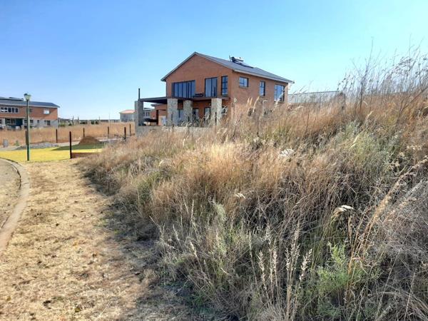 867 m² Land