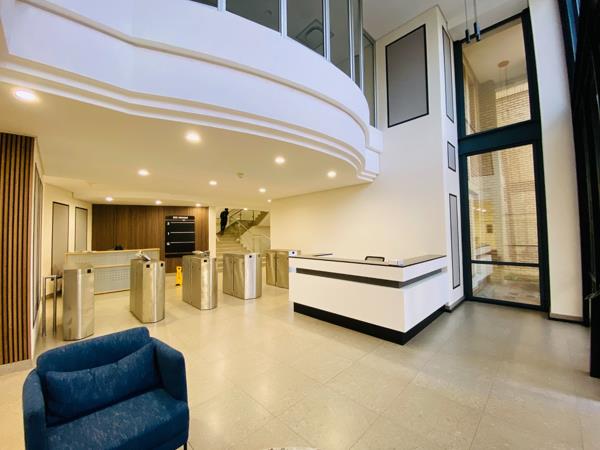 1 646 m² Office Space