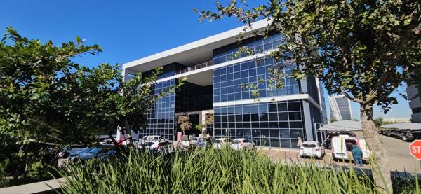 1 567  m² Commercial space