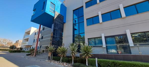 3 438 m² Commercial space