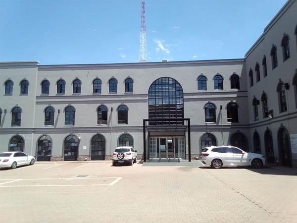 138  m² Office Space