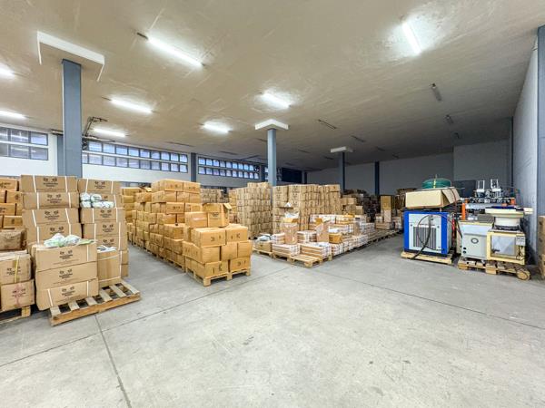 768  m² Industrial space