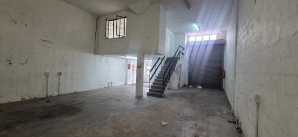 138  m² Industrial space