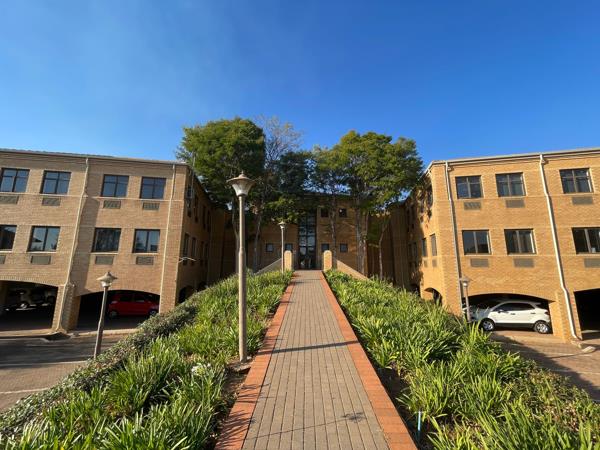 98  m² Commercial space