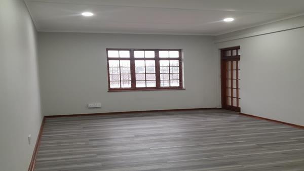 75  m² Commercial space