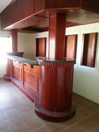 144  m² Commercial space