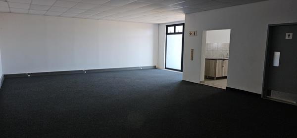 1 315  m² Industrial space