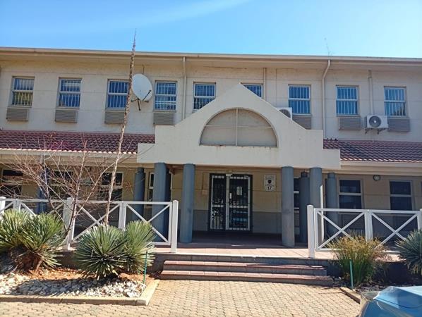 4 997  m² Office Space